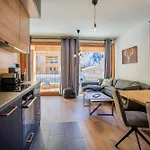 Nassfeld - Skiin-skiout Direkt An Der Piste Mit Sauna - Bergzauber9 Apartment *