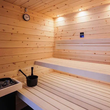 Direkt Im Wander- Und Bikeparadies Nassfeld Mit Sauna - Bergzauber9 Lägenhet