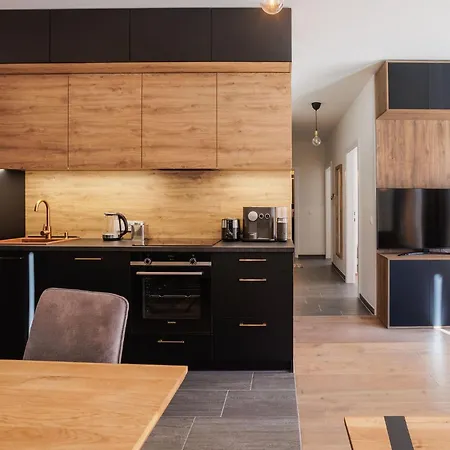 Nassfeld - Skiin-skiout Direkt An Der Piste Mit Sauna - Bergzauber9 הרמגור